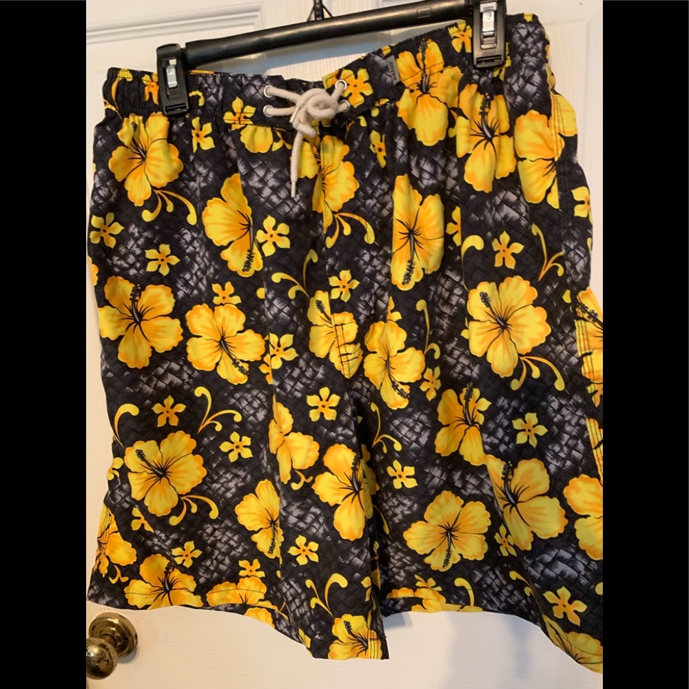 Xelos men’s swimwear